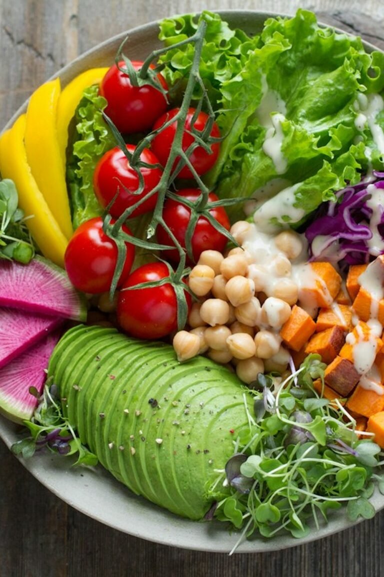Crunchy Chickpea Cucumber Feta Salad