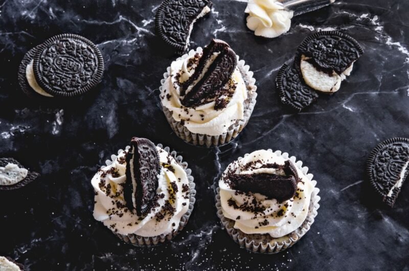 Cookie Bat Cupcakes