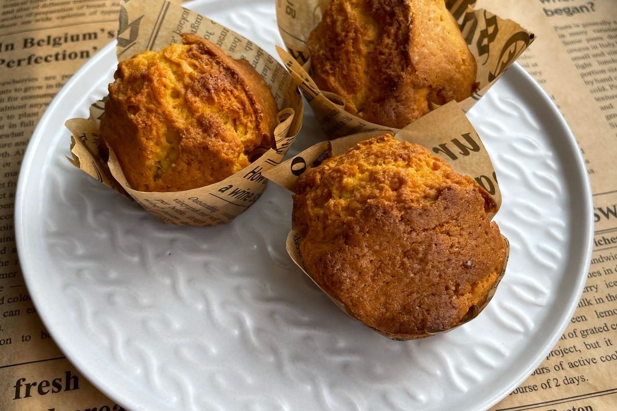 Pumpkin Zucchini Muffins (The Moist 35-Minute Fall Muffins) 2 Pumpkin Zucchini Muffins (The Moist 35-Minute Fall Muffins)