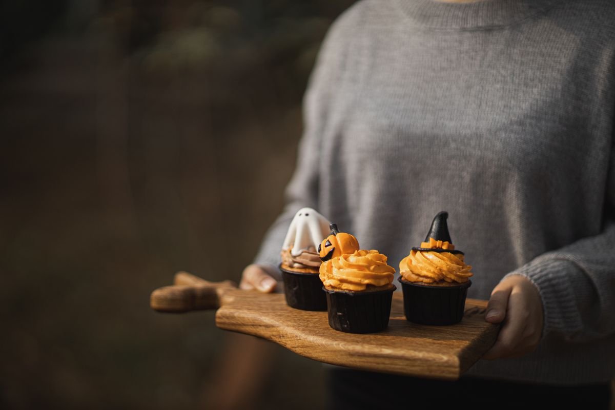 hero spooky cupcakes