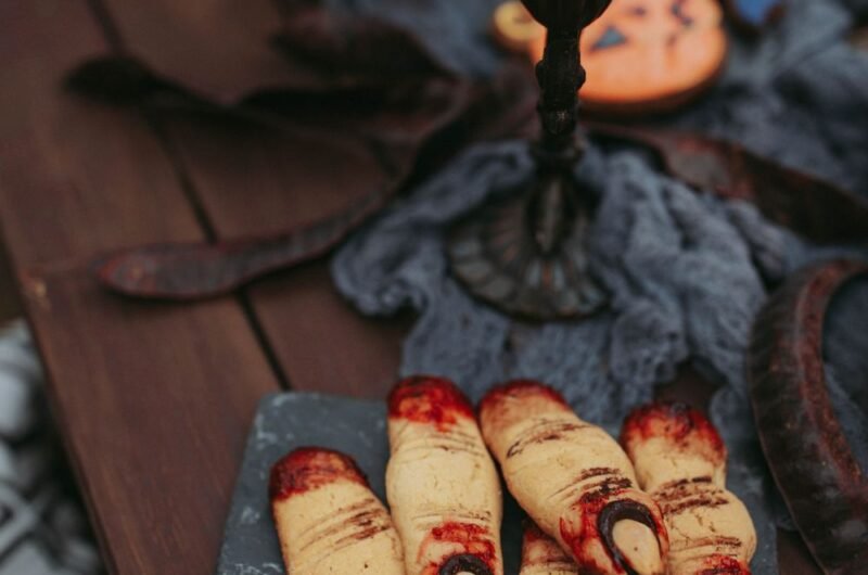 Witch Finger Breadsticks