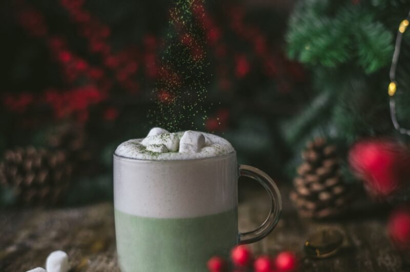 Witch's Brew Hot Chocolate (The Spooky 15-Minute Green Halloween Hot Cocoa)