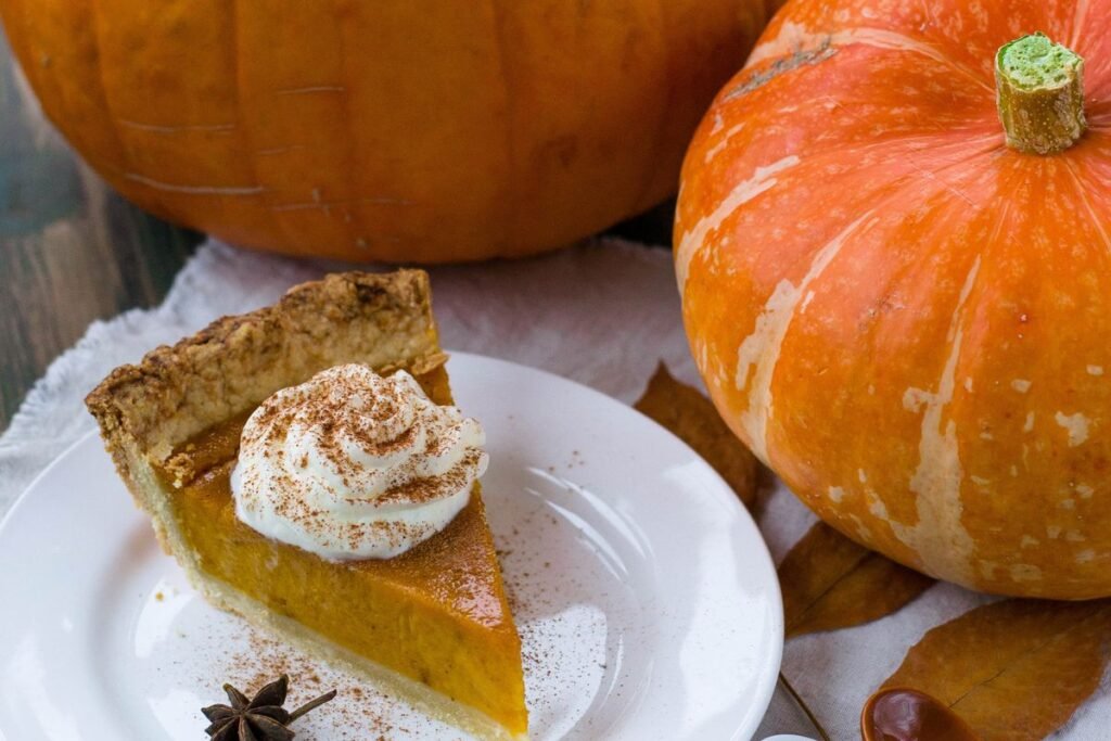 Jack-o'-Lantern Pumpkin Pie (The Spooky 80-Minute Halloween Pie) 3 inc 01 3