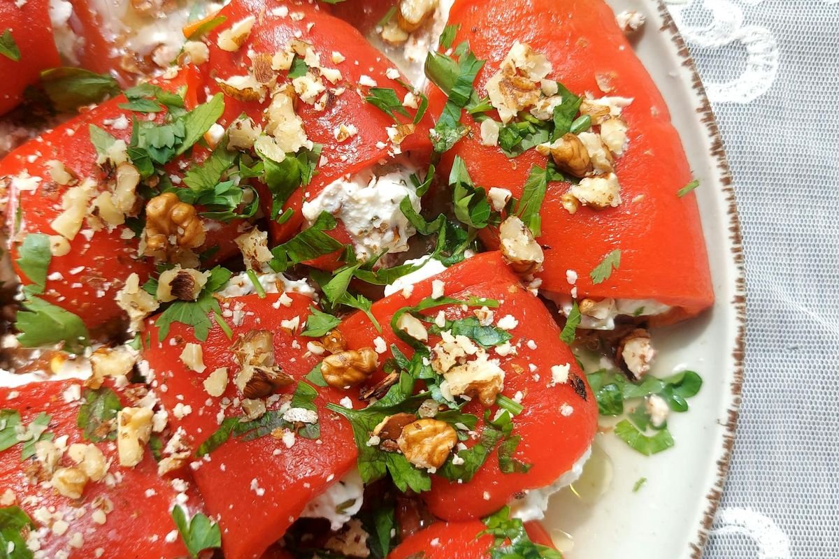 Jack-o'-Lantern Stuffed Peppers (The Spooky 45-Minute Halloween Dinner) 4 Savory beef-and-rice filling for stuffed peppers