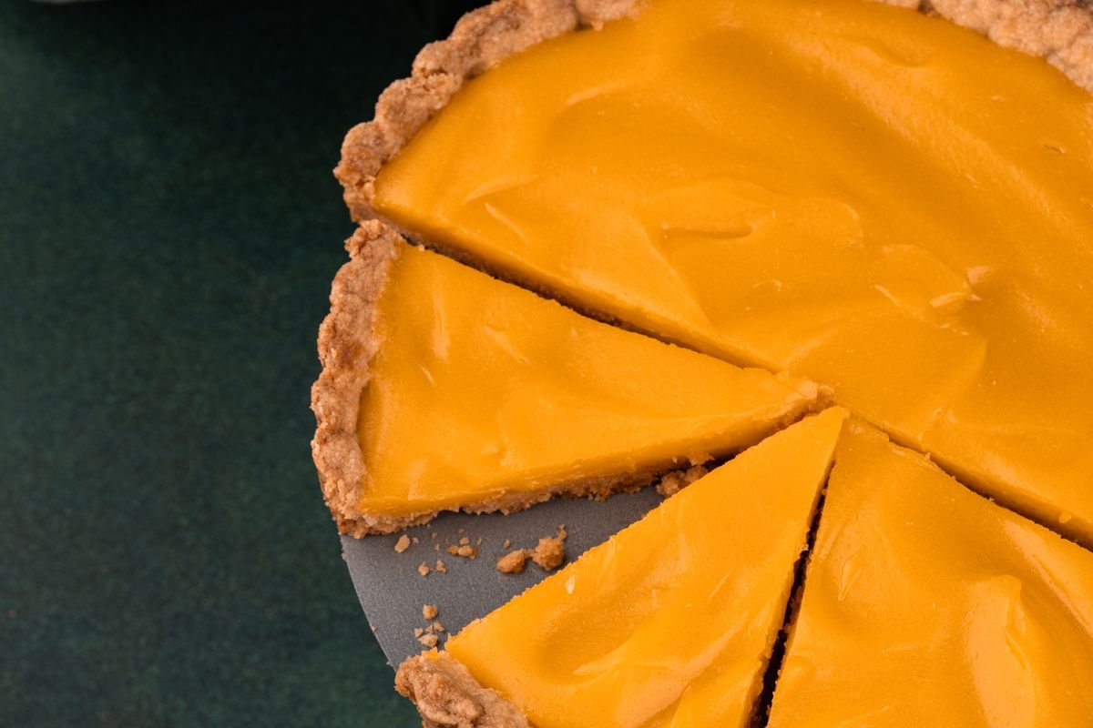 No-Bake Pumpkin Cheesecake (The Creamy 20-Minute Fall Dessert) 6 No-bake pumpkin cheesecake