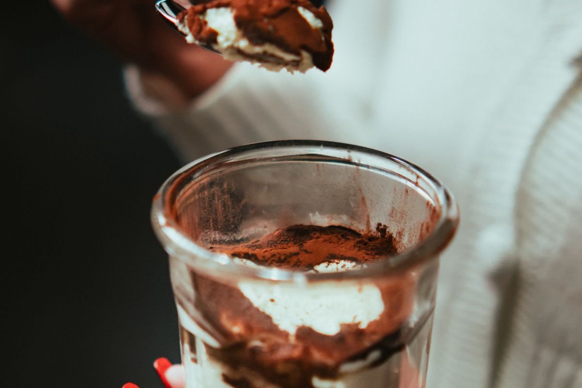 Classic Tiramisu (The Creamy 20-Minute No-Bake Italian Dessert) 4 Classic tiramisu in dish