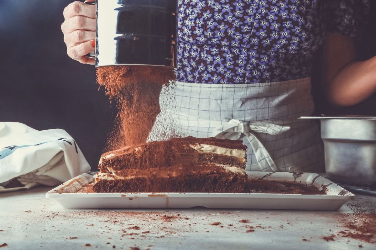 Classic Tiramisu (The Creamy 20-Minute No-Bake Italian Dessert) 2 Tiramisu ingredients